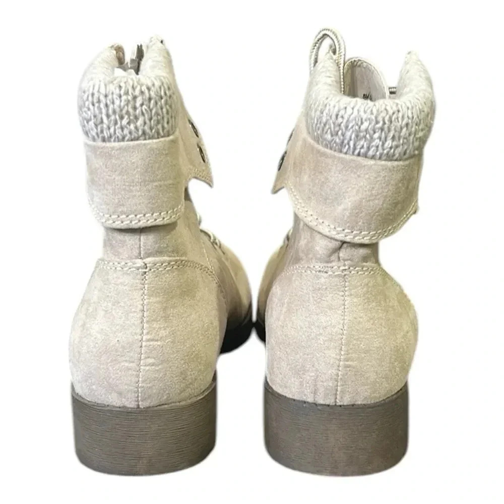 St. John’s Bay Yukka Memory Foam Stacked Heel Lace Up Boots Size 8 NWT - Picture 8 of 13